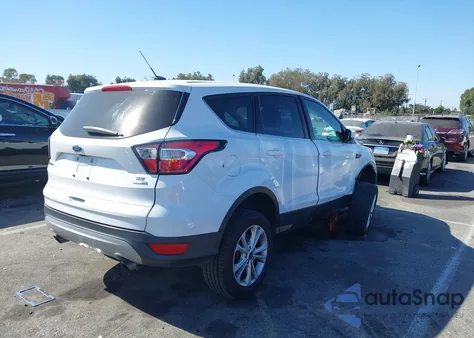 2017 Ford Escape Se z USA, uszkodzony, nr VIN 1FMCU9GD7HUE49982